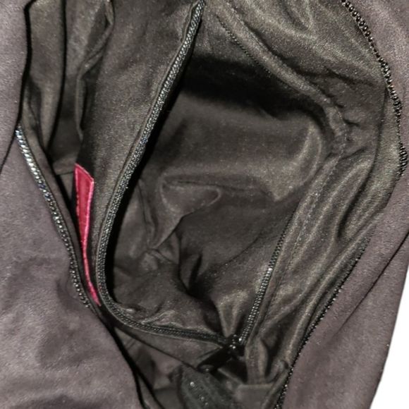 Black Velvet Concubine Shoulder Bag - Picture 7 of 12